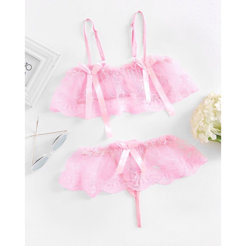 NEW Pink Bow & Lace Lingerie Set 🎀